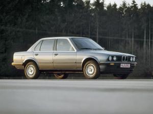 BMW 320i Sedan 1982 года